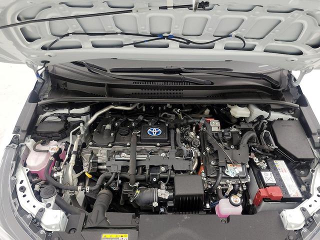 Photo of 2023 White Toyota Corolla Hybrid