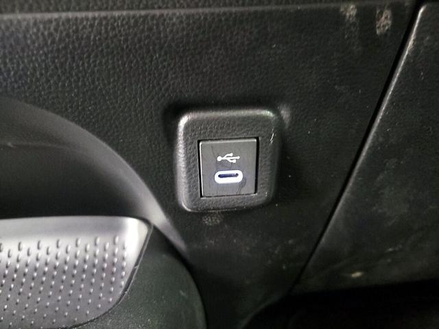 Photo of 2023 White Toyota Corolla Hybrid