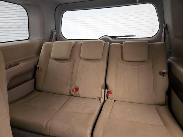 Photo of 2014 Tan Nissan Quest