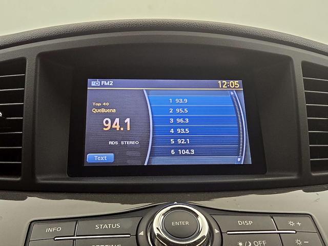 Photo of 2014 Tan Nissan Quest