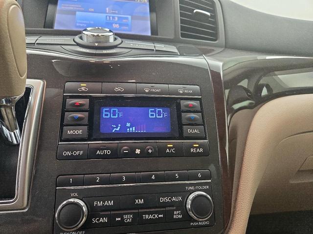 Photo of 2014 Tan Nissan Quest