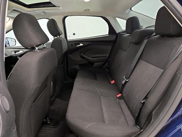 Photo of 2017 Blue Ford Focus