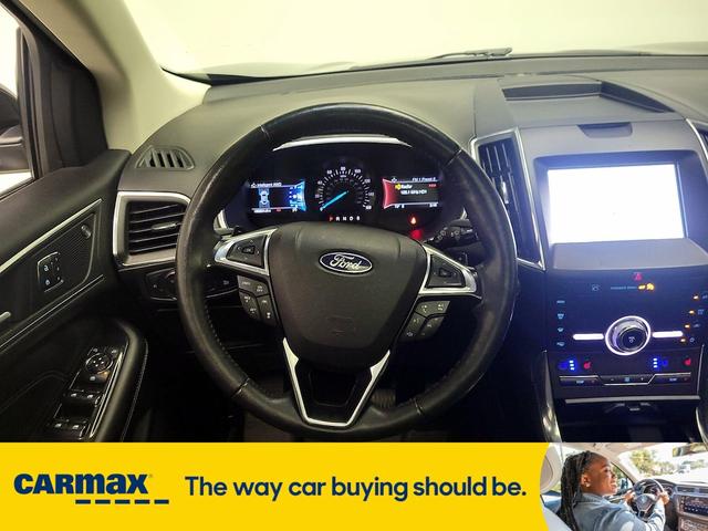 Photo of 2020 Black Ford Edge
