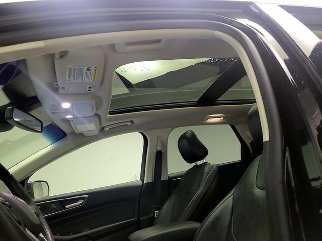 Photo of 2020 Black Ford Edge