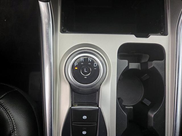 Photo of 2023 Gray Ford Explorer
