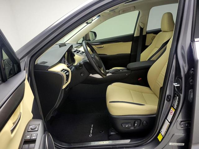 Photo of 2017 Gray Lexus NX 200t