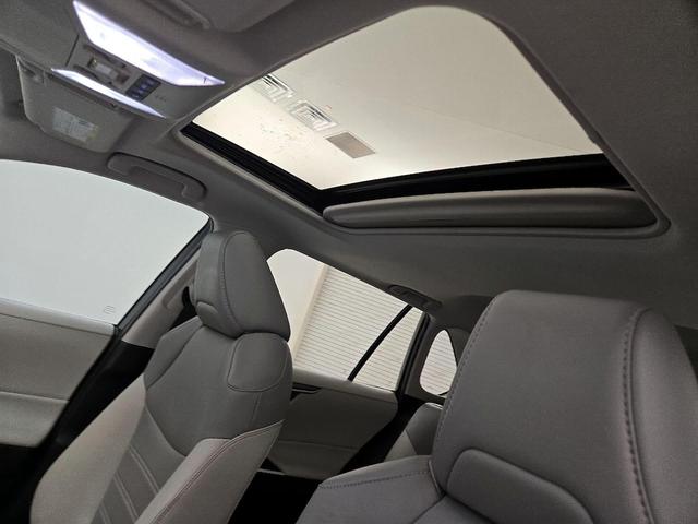 Photo of 2022 Black Toyota RAV4