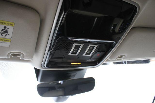Photo of 2019 Fuji White Land Rover Range Rover