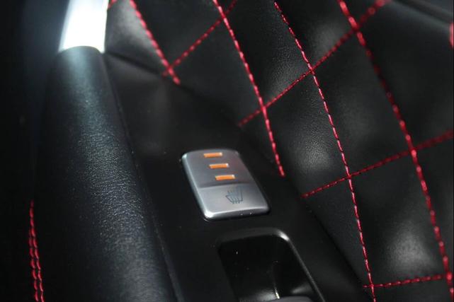 Photo of 2019 Mallorca Blue Genesis G70