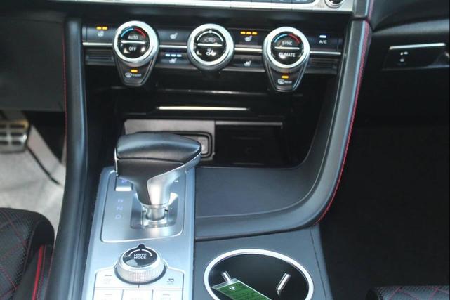 Photo of 2019 Mallorca Blue Genesis G70