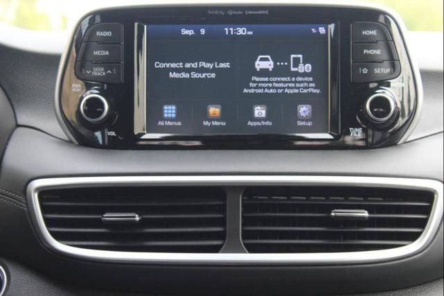 Photo of 2019 Black Noir Pearl Hyundai TUCSON