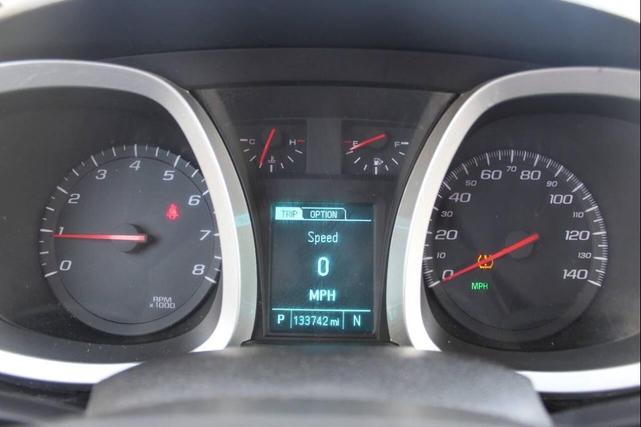 Photo of 2017 Nightfall Gray Metallic Chevrolet Equinox