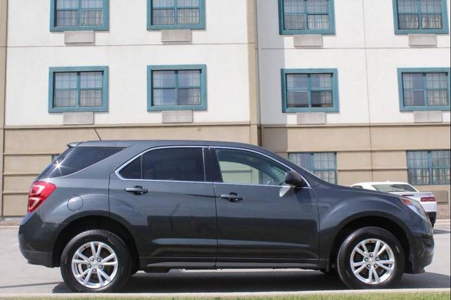 Photo of 2017 Nightfall Gray Metallic Chevrolet Equinox