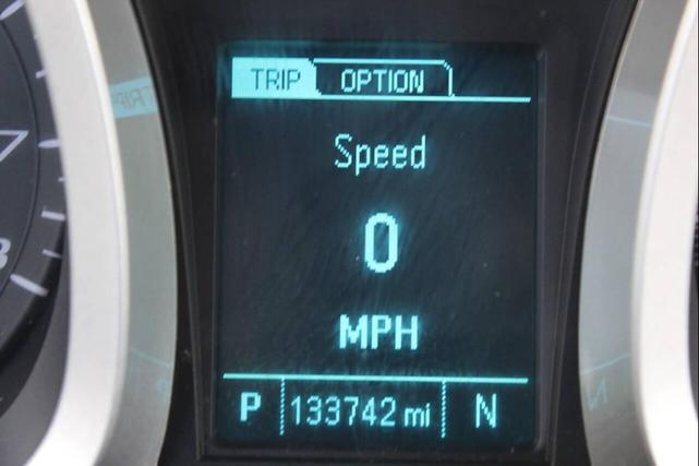 Photo of 2017 Nightfall Gray Metallic Chevrolet Equinox