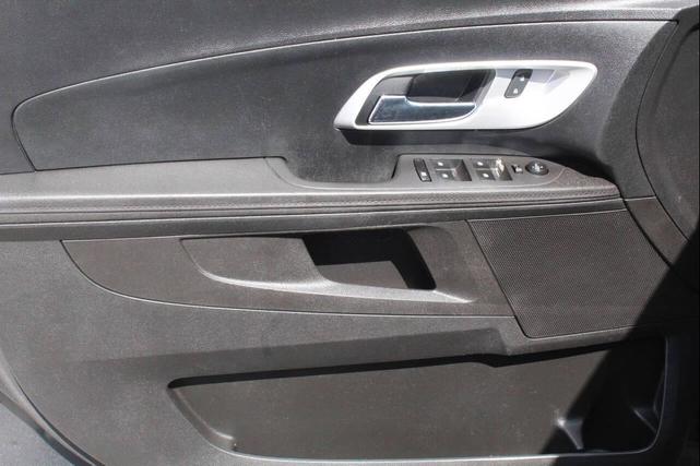 Photo of 2017 Nightfall Gray Metallic Chevrolet Equinox