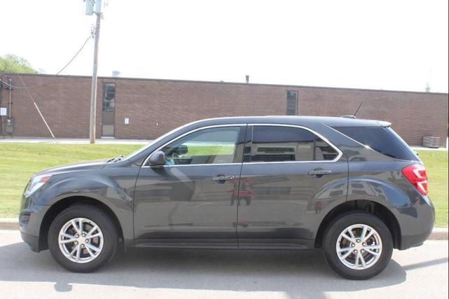 Photo of 2017 Nightfall Gray Metallic Chevrolet Equinox