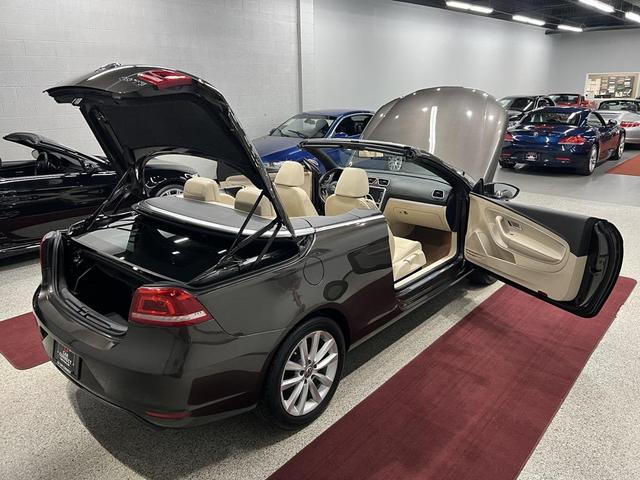 Photo of 2012 Black Oak Brown Metallic Volkswagen Eos