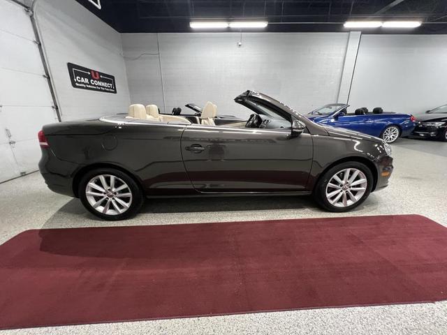 Photo of 2012 Black Oak Brown Metallic Volkswagen Eos