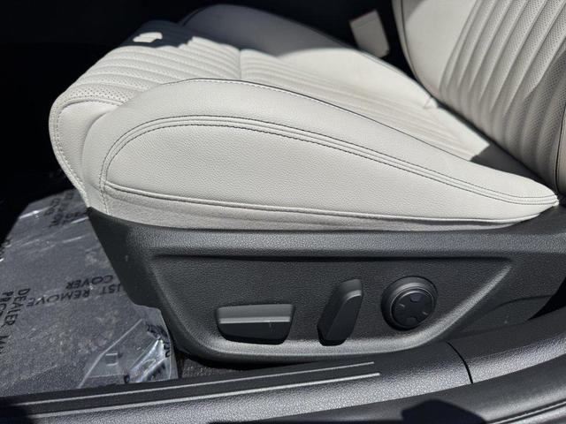 Photo of 2025 Savile Silver Genesis G70