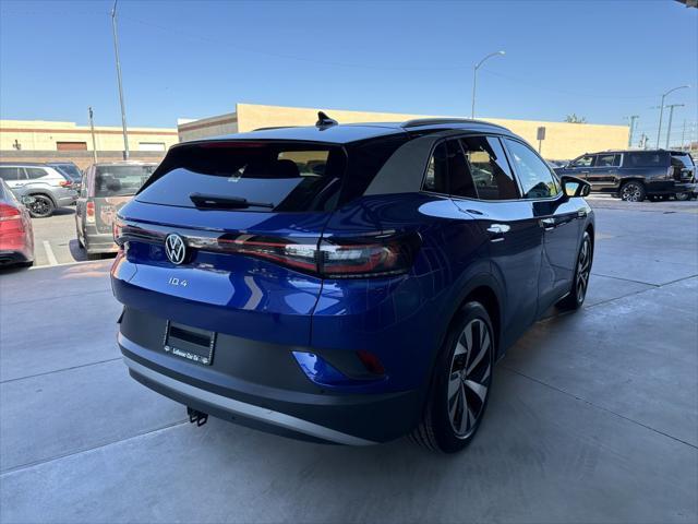 Photo of 2021 Dusk Blue Metallic/Black Roof Volkswagen ID.4