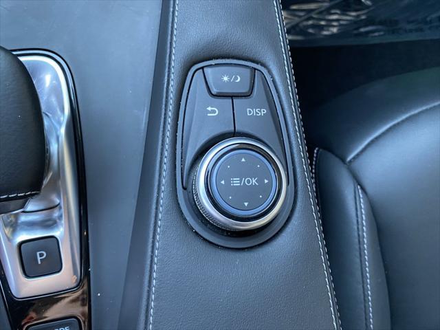 Photo of 2022 Gray INFINITI QX50