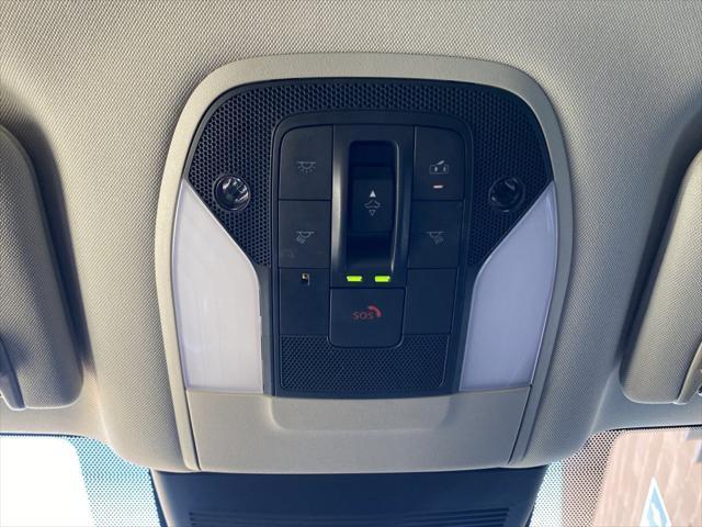 Photo of 2023 Radiant White INFINITI QX50