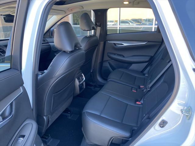 Photo of 2023 Radiant White INFINITI QX50