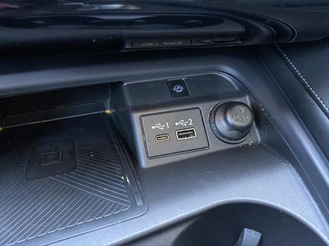 Photo of 2023 Radiant White INFINITI QX50