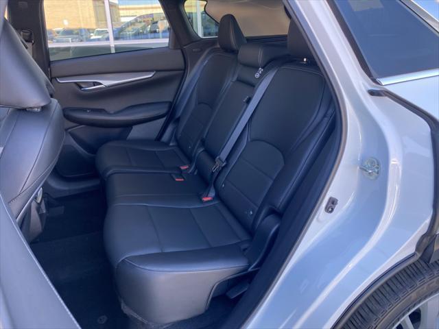 Photo of 2023 Radiant White INFINITI QX50