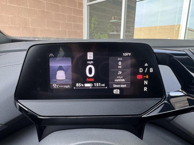 Photo of 2023 Gray Volkswagen ID.4