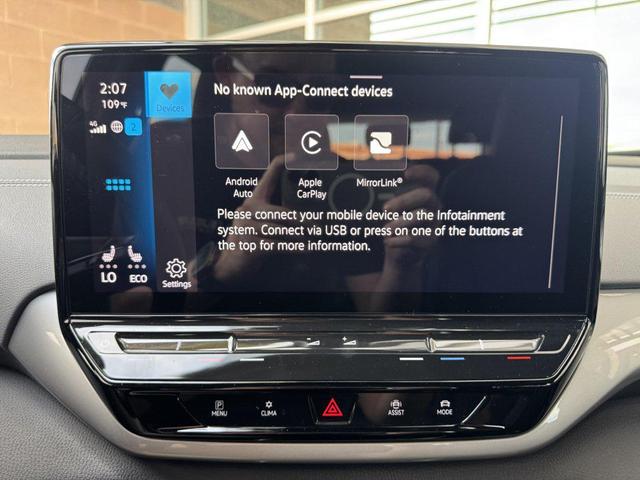 Photo of 2023 Gray Volkswagen ID.4