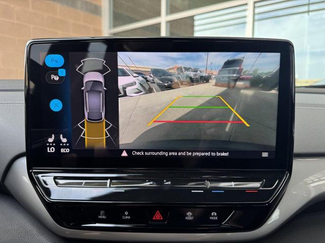 Photo of 2023 Gray Volkswagen ID.4