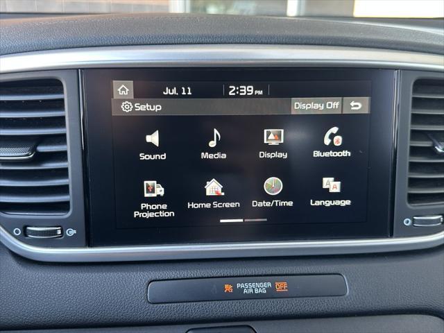Photo of 2022 White Kia Sportage