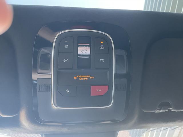 Photo of 2023 Quartz White Hyundai SANTA FE