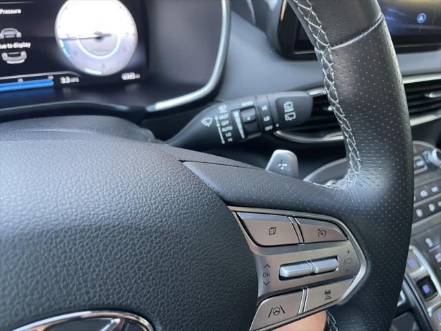 Photo of 2023 Quartz White Hyundai SANTA FE
