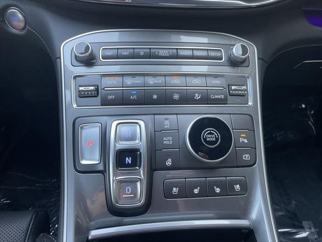 Photo of 2023 Quartz White Hyundai SANTA FE