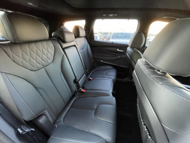 Photo of 2023 Quartz White Hyundai SANTA FE