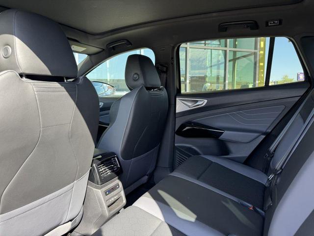 Photo of 2023 Black Volkswagen ID.4