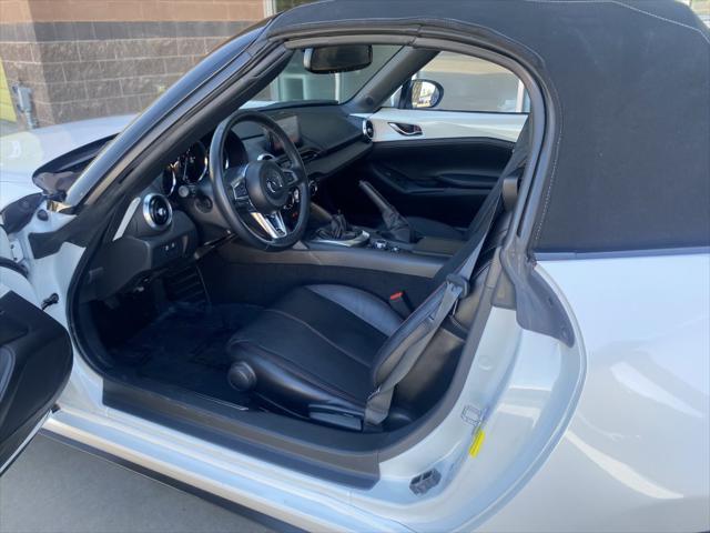 Photo of 2022 Snowflake White Pearl Mica Mazda MX-5 Miata