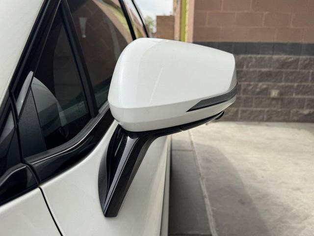 Photo of 2025 Snow White Pearl Kia Sportage Hybrid
