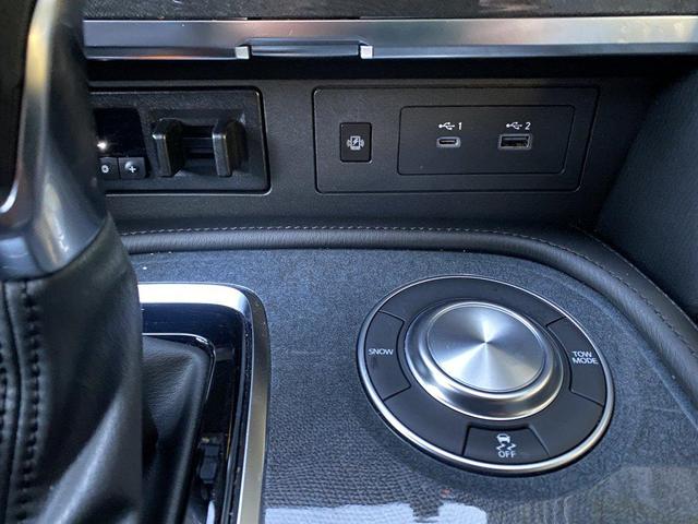 Photo of 2023 Black Nissan Armada