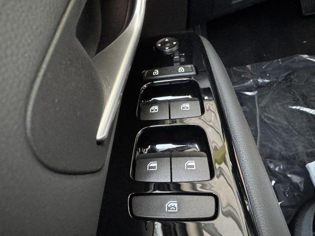 Photo of 2024 Dark Gray Metallic Hyundai TUCSON