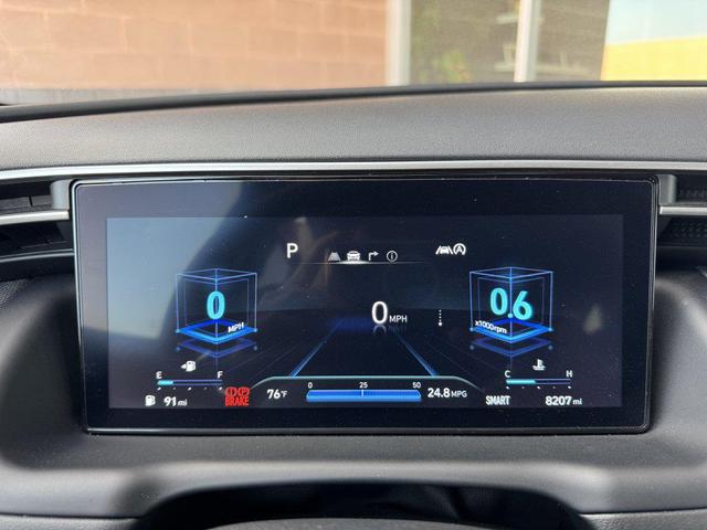 Photo of 2024 Dark Gray Metallic Hyundai TUCSON