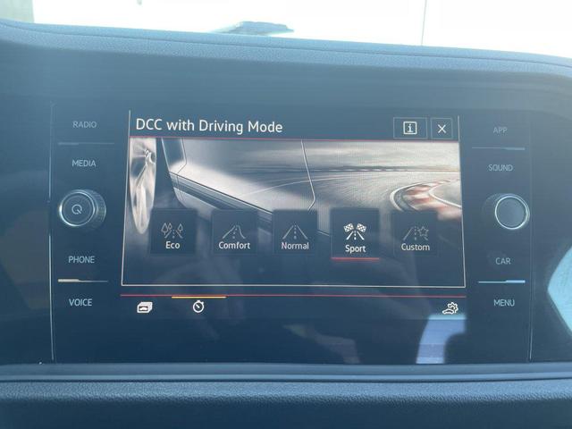 Photo of 2024 Pure Gray Volkswagen Jetta GLI