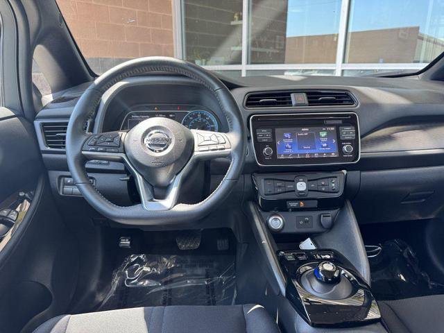 Photo of 2018 Jade Frost Nissan Leaf