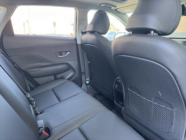 Photo of 2024 Atlas White Hyundai KONA