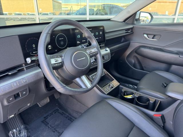 Photo of 2024 Atlas White Hyundai KONA