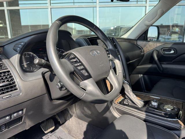 Photo of 2021 Blue INFINITI QX80