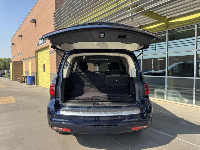 Photo of 2021 Blue INFINITI QX80