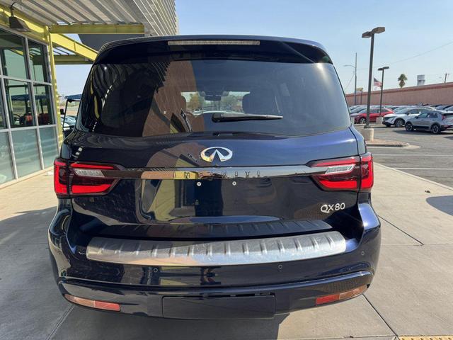 Photo of 2021 Blue INFINITI QX80